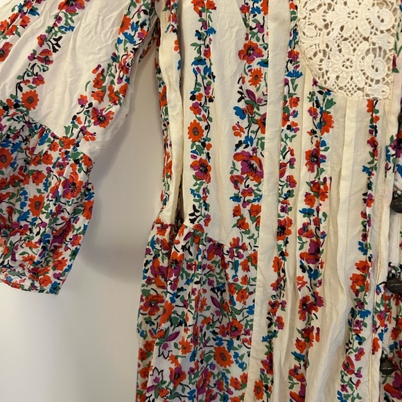 Anthropologie Maeve Hiver Floral Blouse Size 2 - Picture 3 of 8